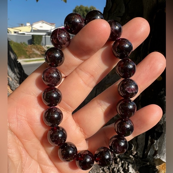 Garnet Bead Bracelet - Picture 3 of 8